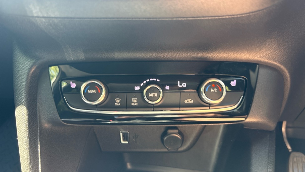 Vauxhall Corsa 1.2 Elite Edition 5dr Petrol Hatchback - Image 33