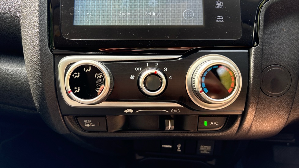 Honda Jazz 1.5 i-VTEC Sport 5dr CVT Petrol Hatchback - Image 32