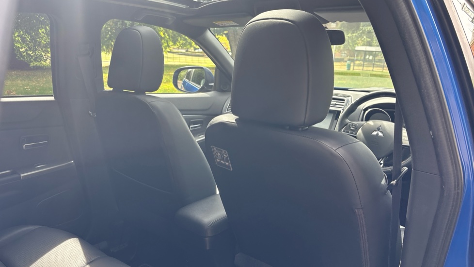 Mitsubishi ASX 2.0 Exceed 5dr Petrol Estate - Image 44