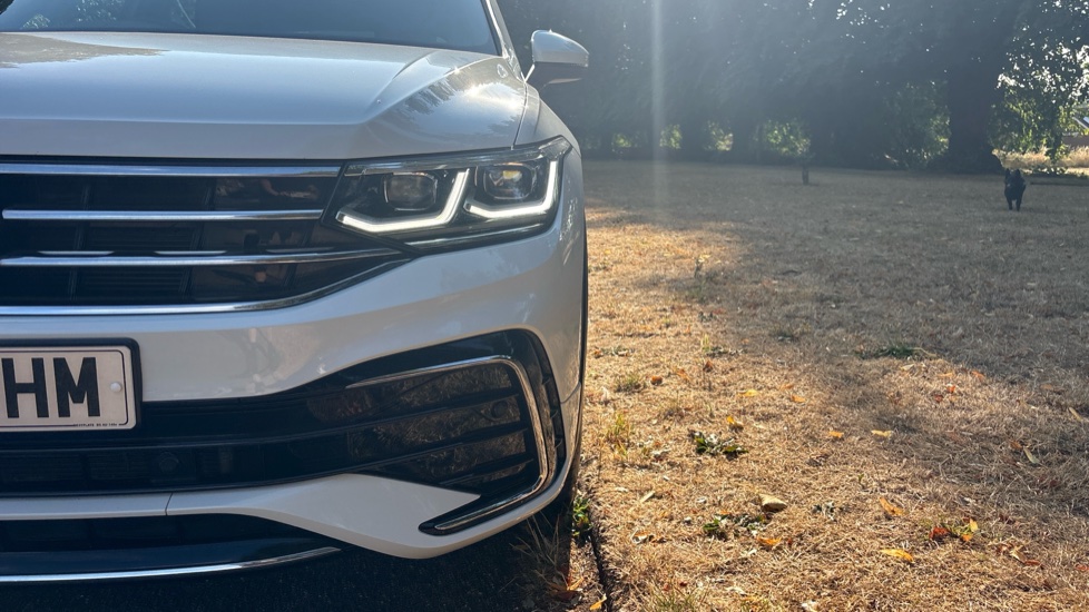 Volkswagen Tiguan 1.5 TSI 150 R-Line Edition 5dr DSG Petrol Estate - Image 23