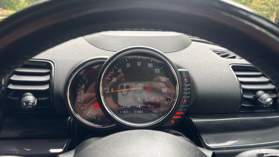 MINI Clubman 2.0 Cooper S D ALL4 6dr Auto Diesel Estate - Image 18