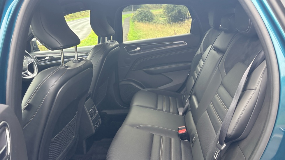 Renault Arkana 1.6 E-Tech full hybrid 145 Engineered 5dr Auto Hybrid Estate - Image 16
