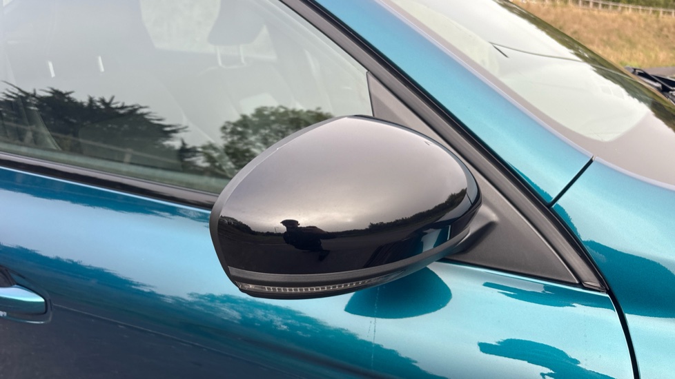 Renault Arkana 1.6 E-Tech full hybrid 145 Engineered 5dr Auto Hybrid Estate - Image 25