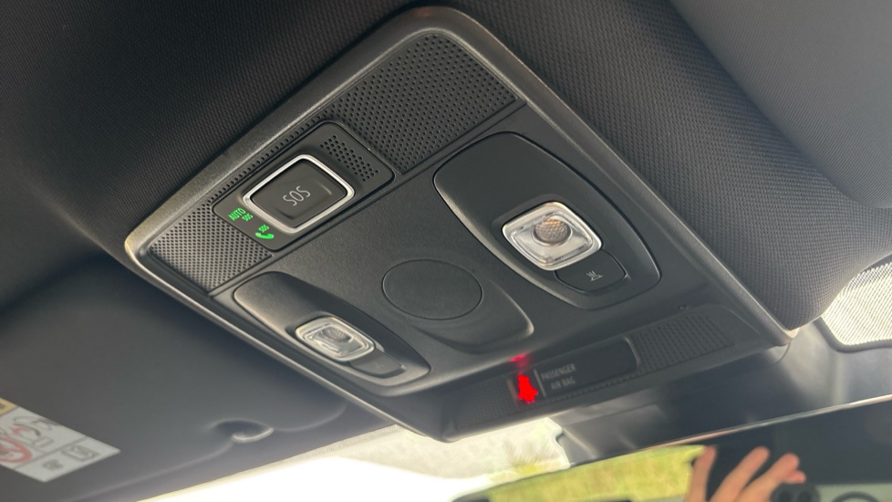 Renault Arkana 1.6 E-Tech full hybrid 145 Engineered 5dr Auto Hybrid Estate - Image 42