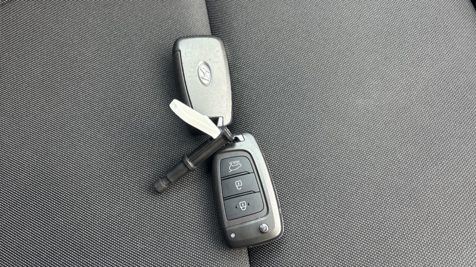 Hyundai TUCSON 1.6 TGDi SE Connect 5dr 2WD Petrol Estate - Image 20