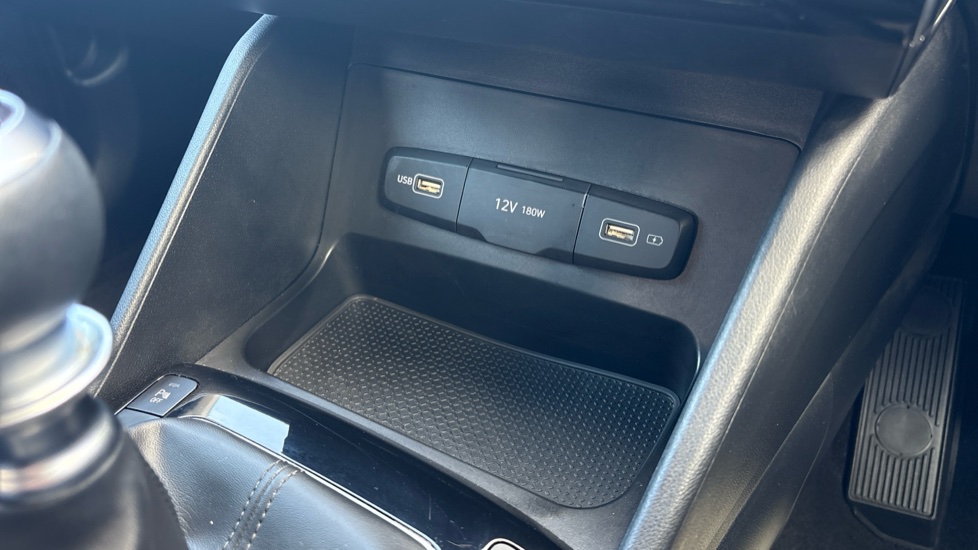 Hyundai TUCSON 1.6 TGDi SE Connect 5dr 2WD Petrol Estate - Image 36