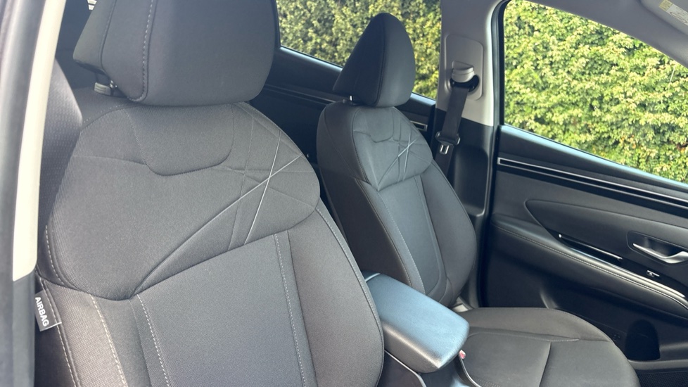 Hyundai TUCSON 1.6 TGDi SE Connect 5dr 2WD Petrol Estate - Image 45