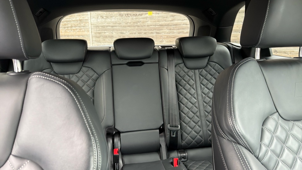 Audi Q5 40 TDI Quattro Edition 1 5dr S Tronic Diesel Estate - Image 15