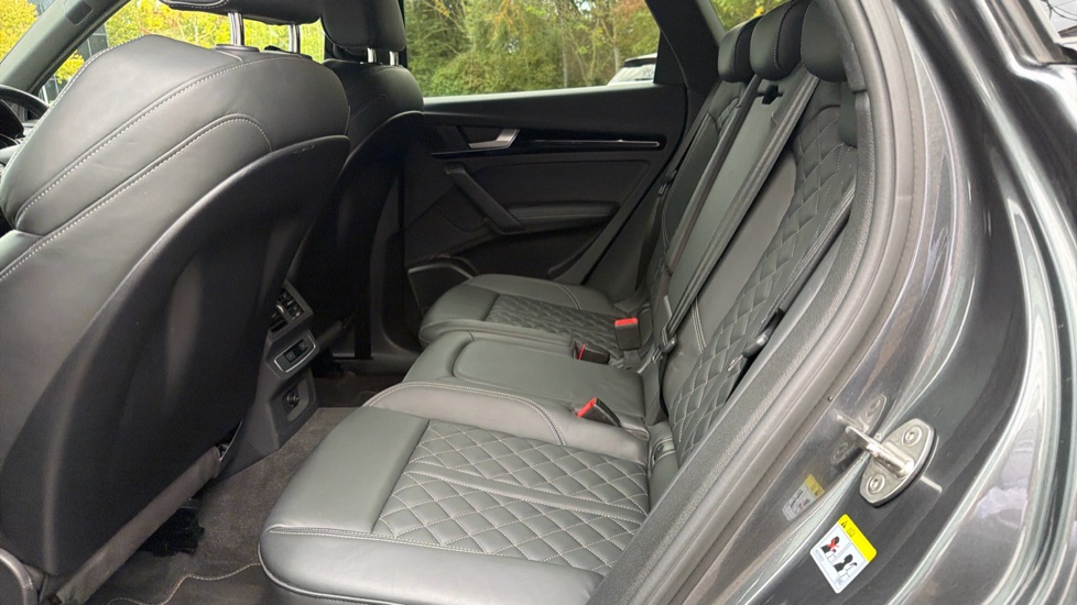 Audi Q5 40 TDI Quattro Edition 1 5dr S Tronic Diesel Estate - Image 16
