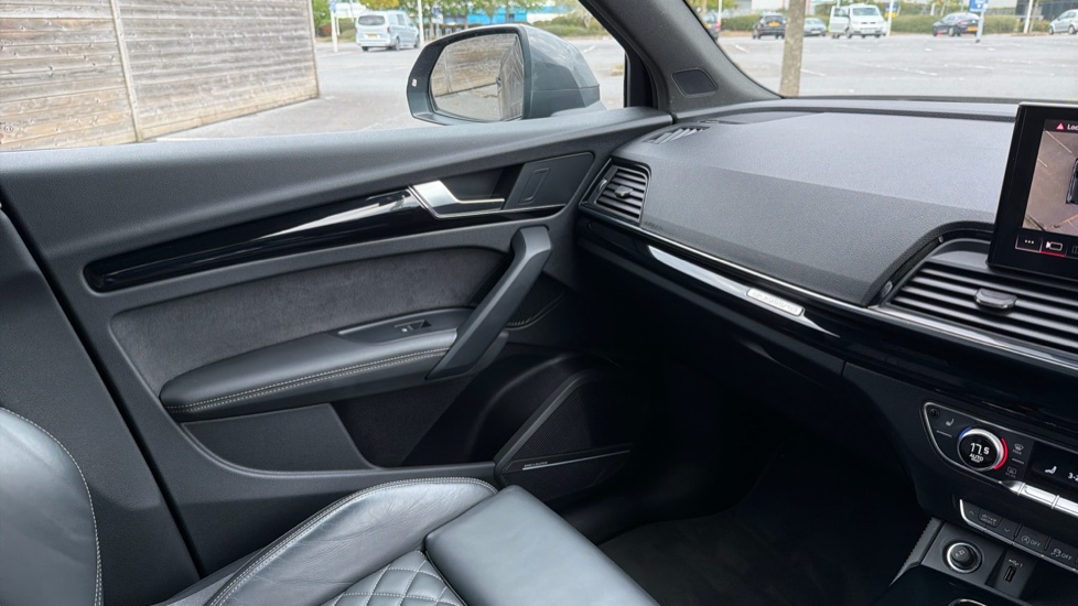 Audi Q5 40 TDI Quattro Edition 1 5dr S Tronic Diesel Estate - Image 34
