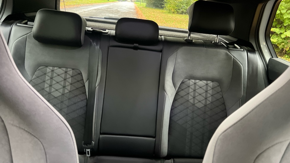Volkswagen Golf 1.5 TSI 150 R-Line 5dr Petrol Hatchback - Image 15