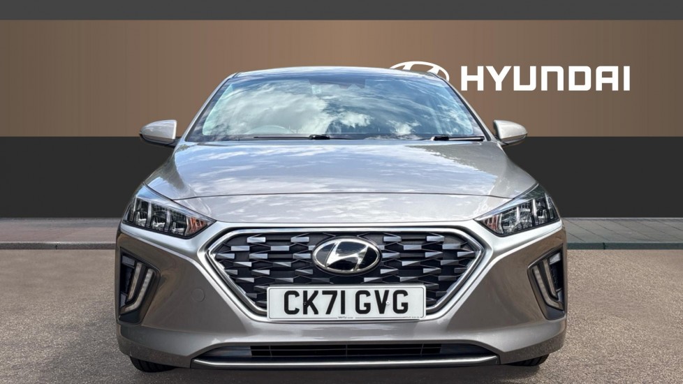 Hyundai IONIQ 1.6 GDi Hybrid Premium 5dr DCT Hybrid Hatchback - Image 3
