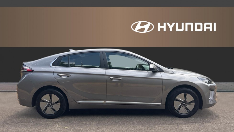 Hyundai IONIQ 1.6 GDi Hybrid Premium 5dr DCT Hybrid Hatchback - Image 5