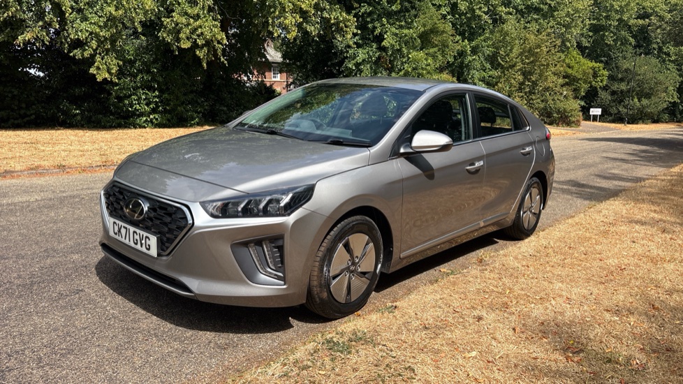 Hyundai IONIQ 1.6 GDi Hybrid Premium 5dr DCT Hybrid Hatchback - Image 22
