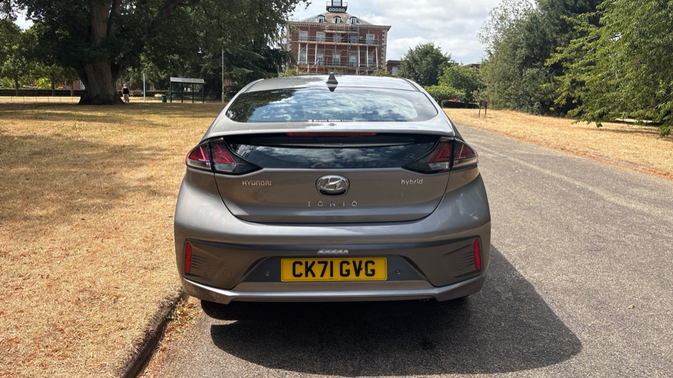 Hyundai IONIQ 1.6 GDi Hybrid Premium 5dr DCT Hybrid Hatchback - Image 26