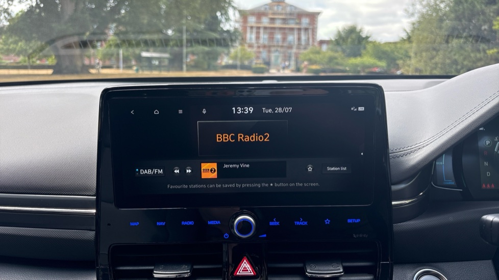 Hyundai IONIQ 1.6 GDi Hybrid Premium 5dr DCT Hybrid Hatchback - Image 30
