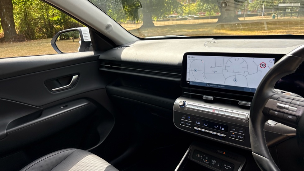 Hyundai KONA 1.6 Hybrid 129 Ultimate 5dr DCT Hybrid Hatchback - Image 14