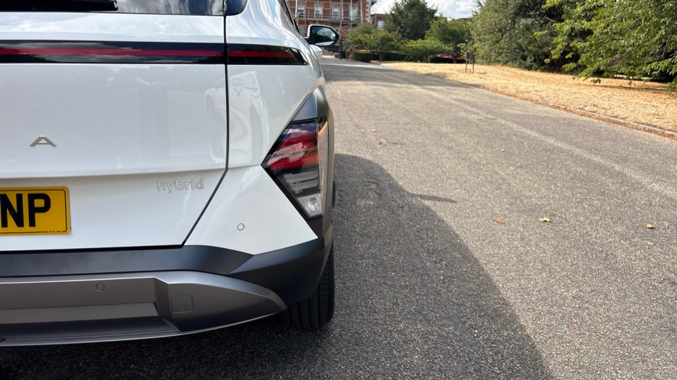 Hyundai KONA 1.6 Hybrid 129 Ultimate 5dr DCT Hybrid Hatchback - Image 28