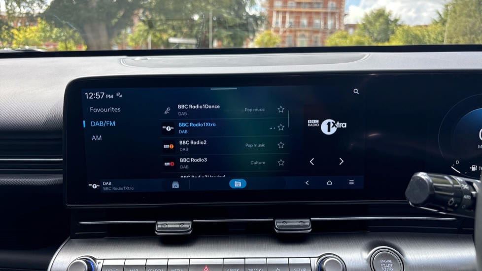 Hyundai KONA 1.6 Hybrid 129 Ultimate 5dr DCT Hybrid Hatchback - Image 30