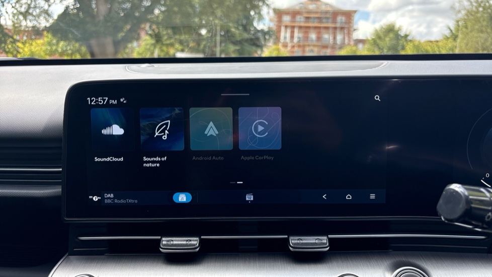 Hyundai KONA 1.6 Hybrid 129 Ultimate 5dr DCT Hybrid Hatchback - Image 32