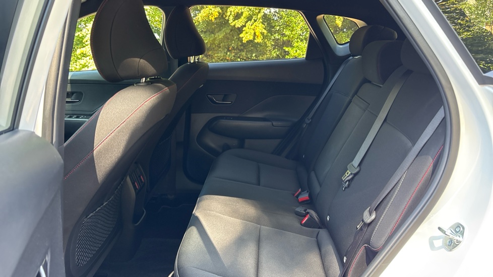 Hyundai KONA 1.6 Hybrid 129 N Line 5dr DCT Hybrid Hatchback - Image 16