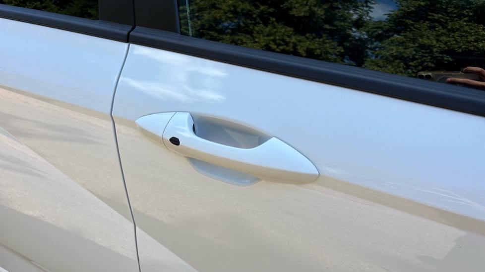 Hyundai KONA 1.6 Hybrid 129 N Line 5dr DCT Hybrid Hatchback - Image 26