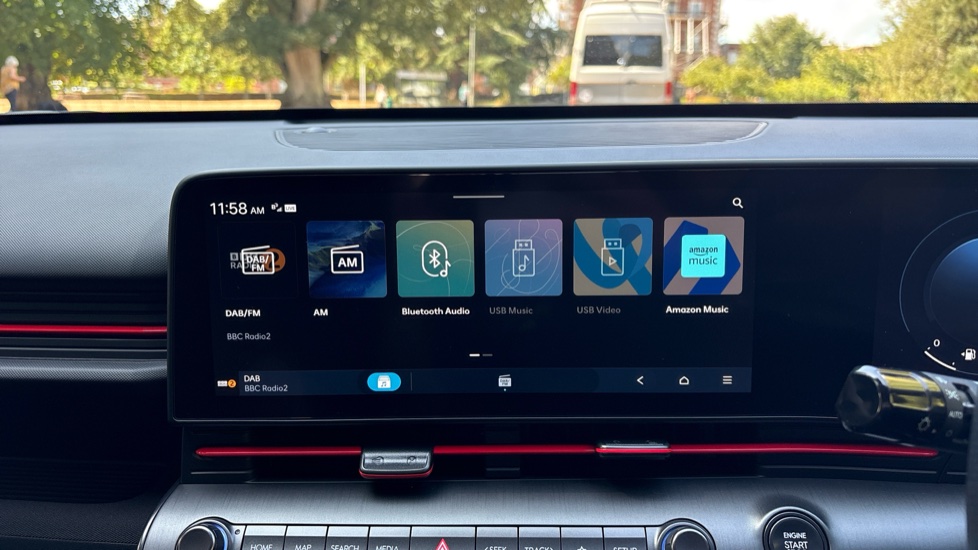 Hyundai KONA 1.6 Hybrid 129 N Line 5dr DCT Hybrid Hatchback - Image 32