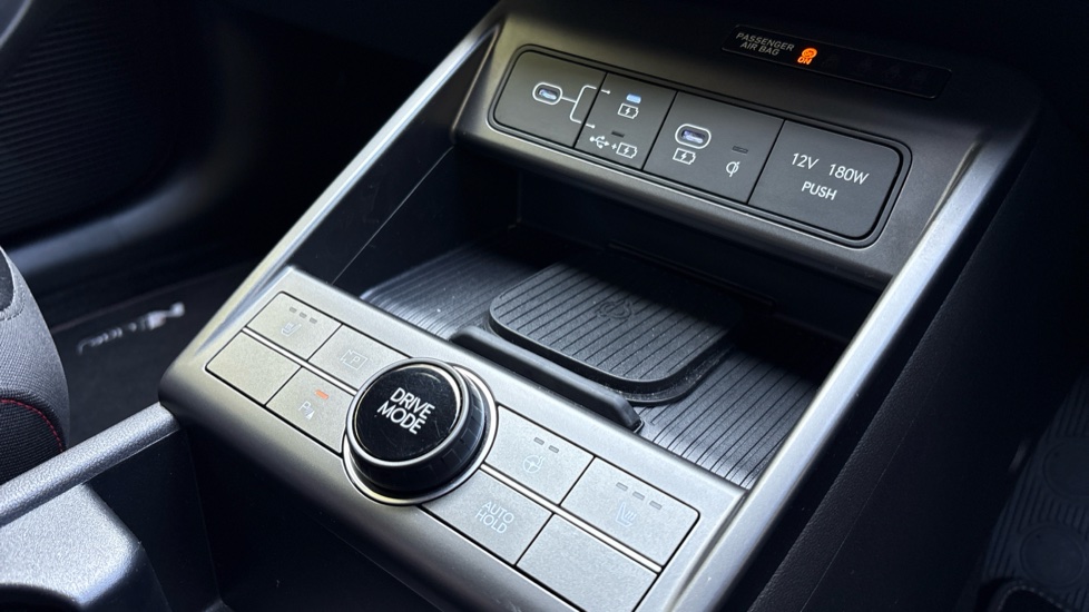 Hyundai KONA 1.6 Hybrid 129 N Line 5dr DCT Hybrid Hatchback - Image 37
