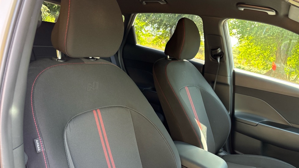 Hyundai KONA 1.6 Hybrid 129 N Line 5dr DCT Hybrid Hatchback - Image 44