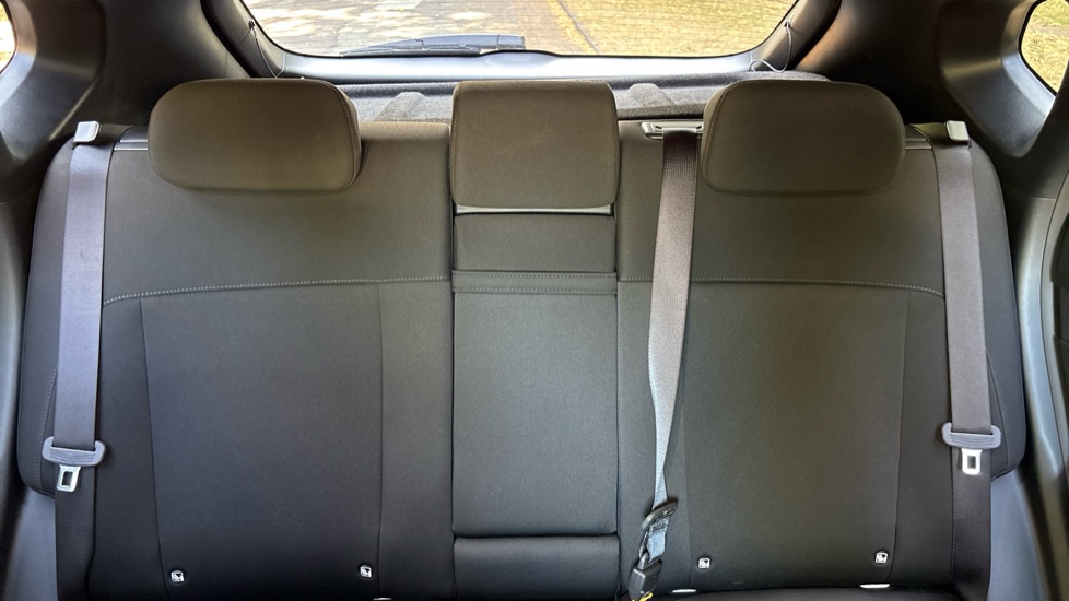 Hyundai KONA 1.6 Hybrid 129 N Line 5dr DCT Hybrid Hatchback - Image 15