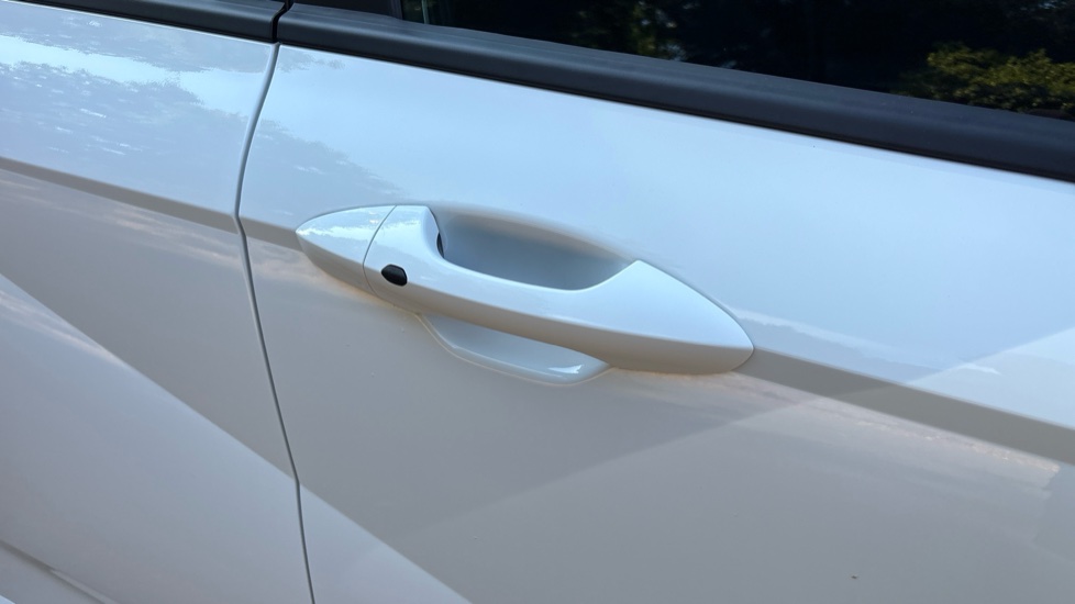 Hyundai KONA 1.6 Hybrid 129 N Line 5dr DCT Hybrid Hatchback - Image 26
