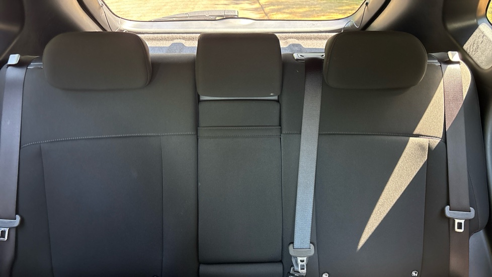 Hyundai KONA 1.6 Hybrid 129 N Line 5dr DCT Hybrid Hatchback - Image 15