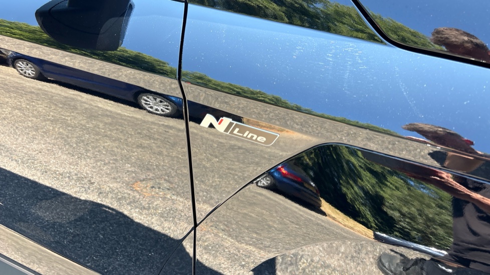 Hyundai KONA 1.6 Hybrid 129 N Line 5dr DCT Hybrid Hatchback - Image 24