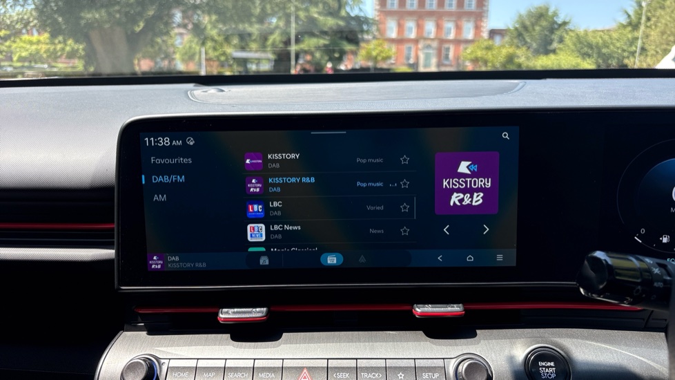 Hyundai KONA 1.6 Hybrid 129 N Line 5dr DCT Hybrid Hatchback - Image 31