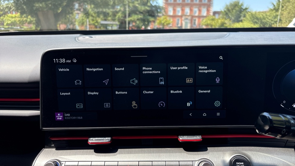 Hyundai KONA 1.6 Hybrid 129 N Line 5dr DCT Hybrid Hatchback - Image 35