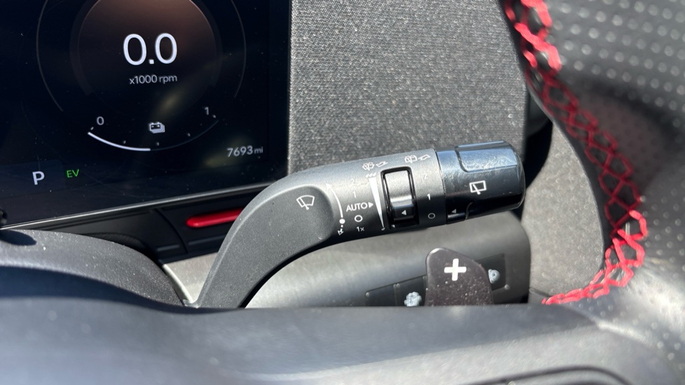 Hyundai KONA 1.6 Hybrid 129 N Line 5dr DCT Hybrid Hatchback - Image 41