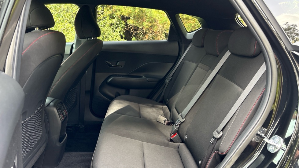 Hyundai KONA 1.6 Hybrid 129 N Line 5dr DCT Hybrid Hatchback - Image 16