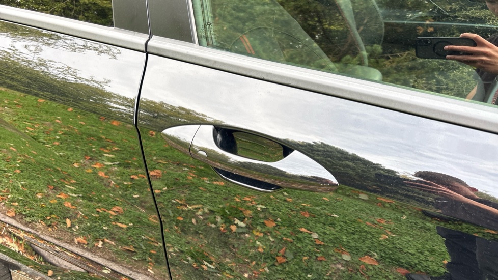 Hyundai KONA 1.6 Hybrid 129 N Line 5dr DCT Hybrid Hatchback - Image 26
