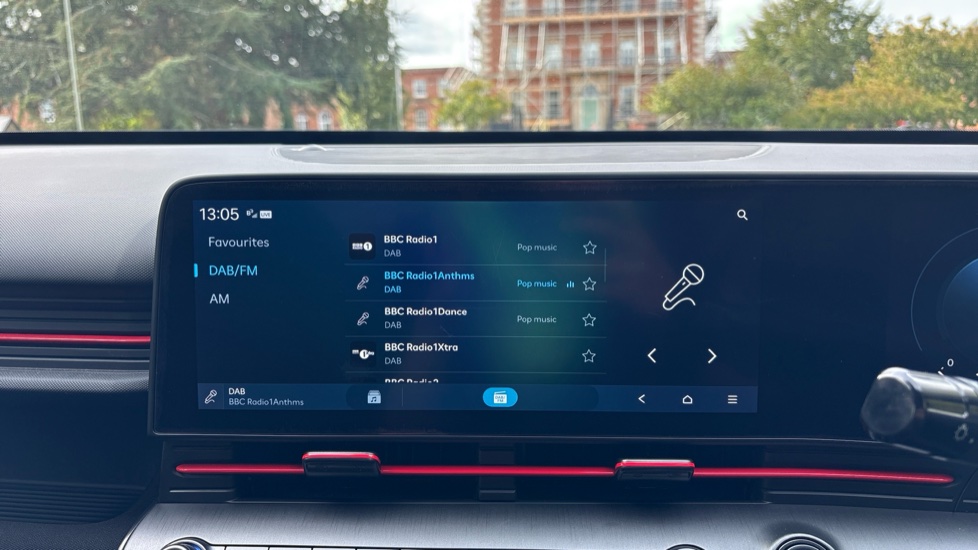 Hyundai KONA 1.6 Hybrid 129 N Line 5dr DCT Hybrid Hatchback - Image 30