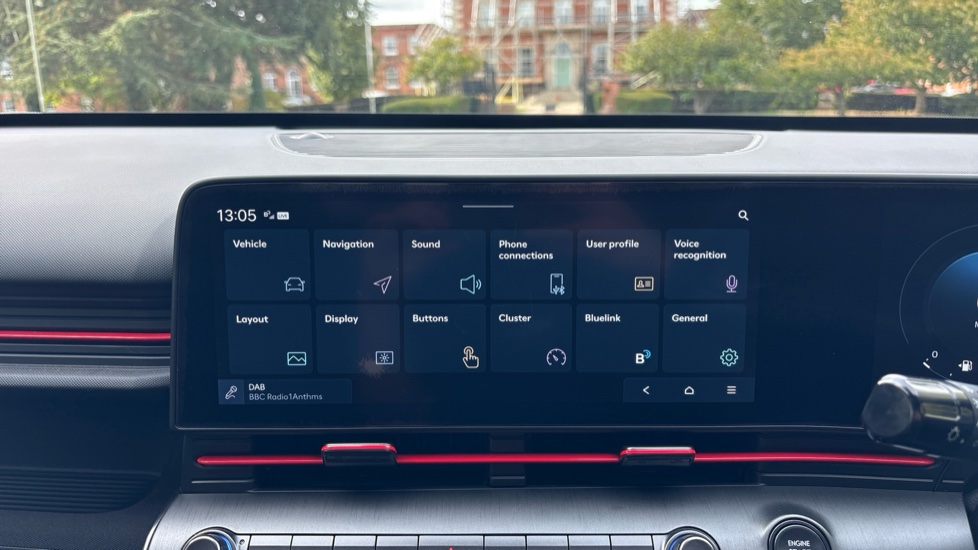 Hyundai KONA 1.6 Hybrid 129 N Line 5dr DCT Hybrid Hatchback - Image 34