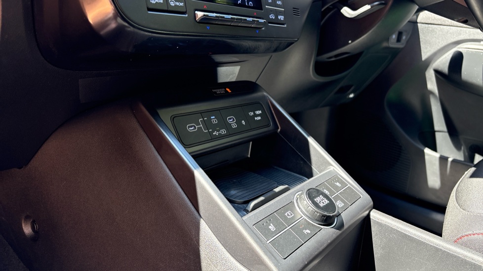 Hyundai KONA 1.6 Hybrid 129 N Line 5dr DCT Hybrid Hatchback - Image 13