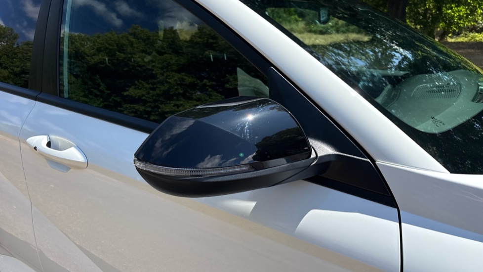 Hyundai KONA 1.6 Hybrid 129 N Line 5dr DCT Hybrid Hatchback - Image 25