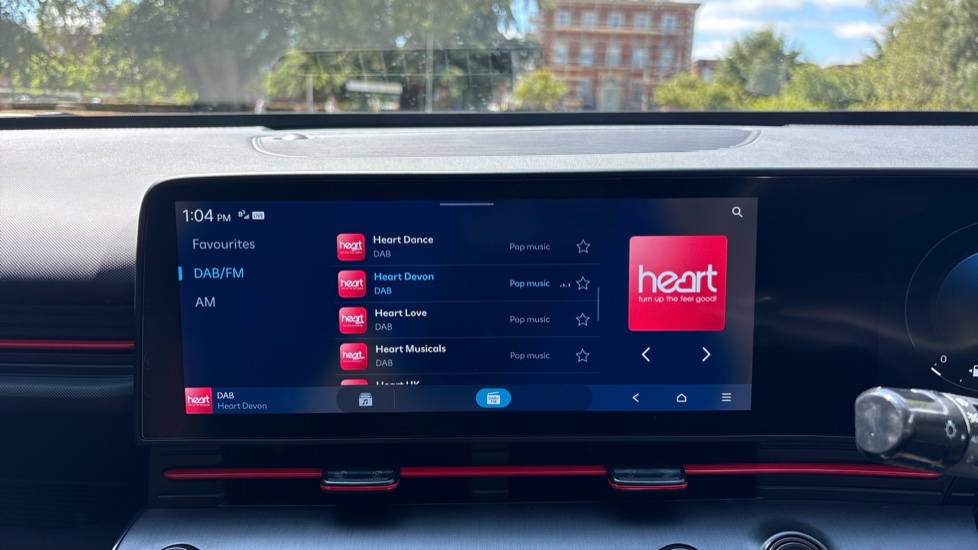 Hyundai KONA 1.6 Hybrid 129 N Line 5dr DCT Hybrid Hatchback - Image 31