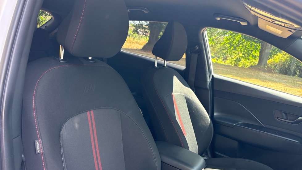 Hyundai KONA 1.6 Hybrid 129 N Line 5dr DCT Hybrid Hatchback - Image 44