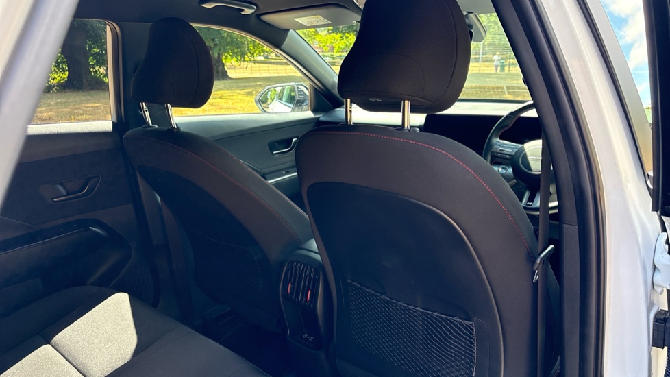 Hyundai KONA 1.6 Hybrid 129 N Line 5dr DCT Hybrid Hatchback - Image 45