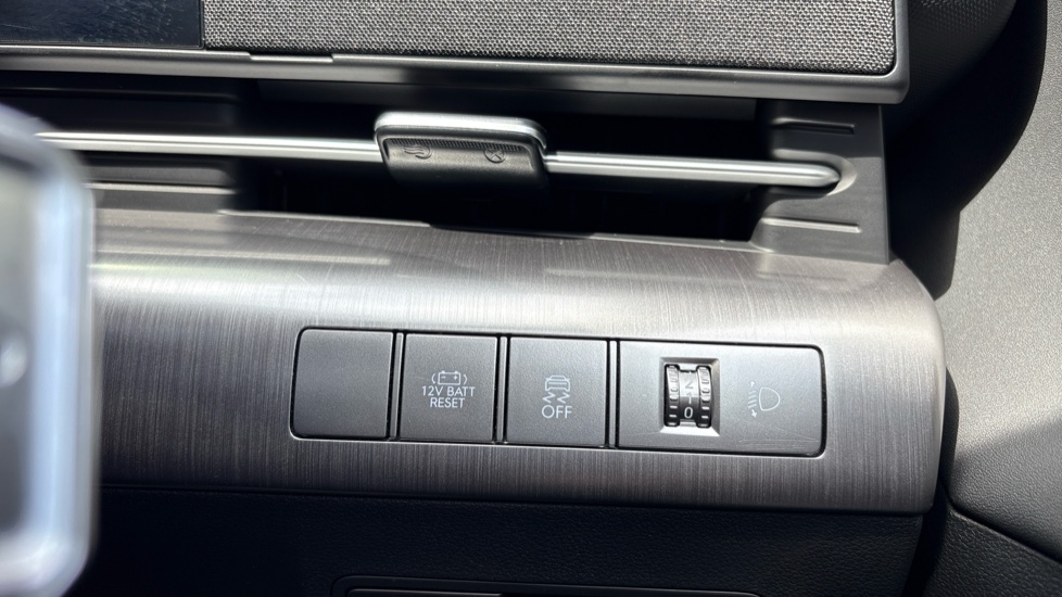 Hyundai KONA 1.6 Hybrid 129 Ultimate 5dr DCT Hybrid Hatchback - Image 41