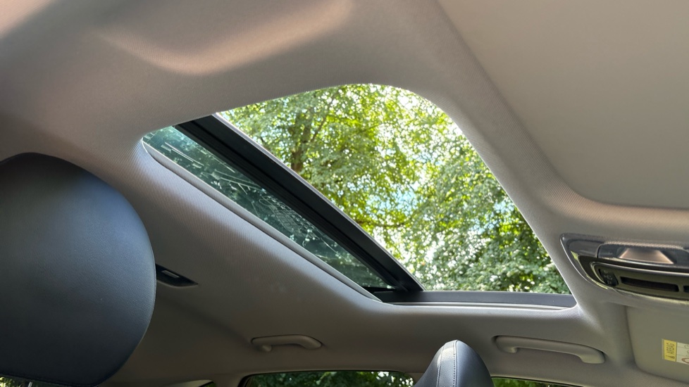 Hyundai KONA 1.6 Hybrid 129 Ultimate 5dr DCT Hybrid Hatchback - Image 45