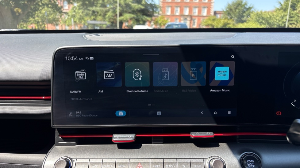Hyundai KONA 1.6 Hybrid 129 N Line S 5dr DCT Hybrid Hatchback - Image 32