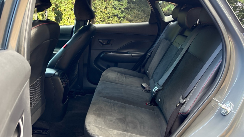 Hyundai KONA 1.6 Hybrid 129 N Line S 5dr DCT Hybrid Hatchback - Image 16