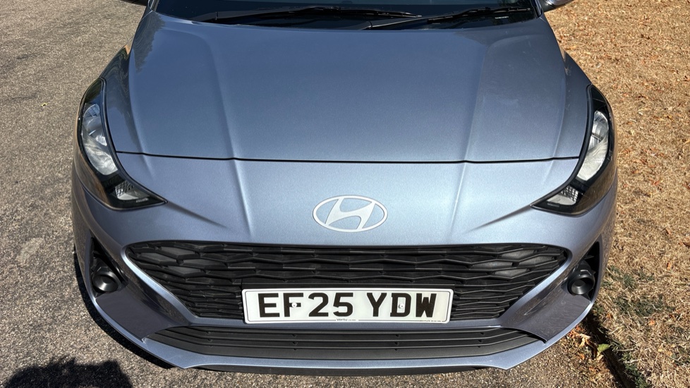 Hyundai i10 1.0 [63] Advance 5dr [Nav] Petrol Hatchback - Image 8